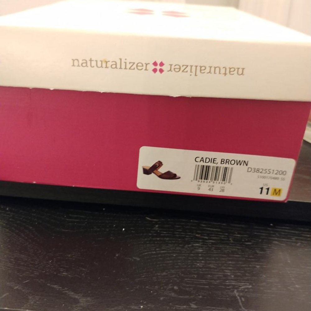 Naturalizer Brown Leather Sandal